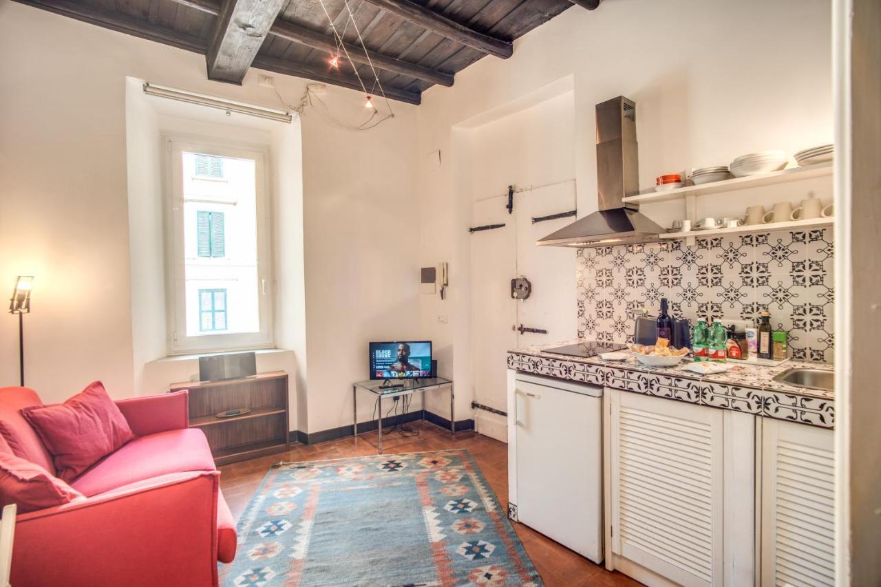 Lovely Flat In The Heart Of Trastevere Рим Екстериор снимка