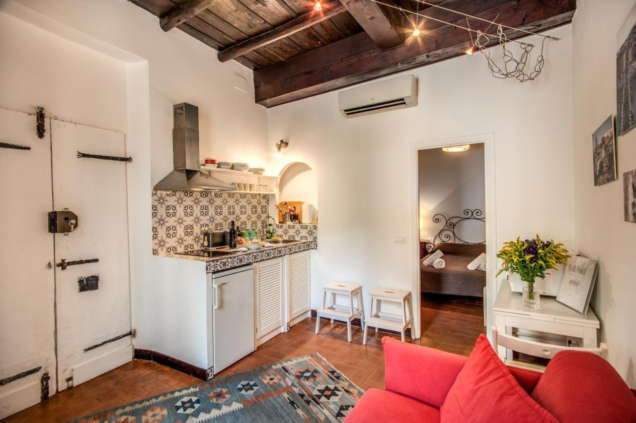 Lovely Flat In The Heart Of Trastevere Рим Екстериор снимка