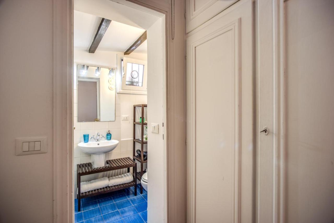 Lovely Flat In The Heart Of Trastevere Рим Екстериор снимка