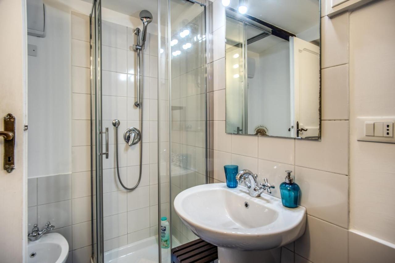Lovely Flat In The Heart Of Trastevere Рим Екстериор снимка